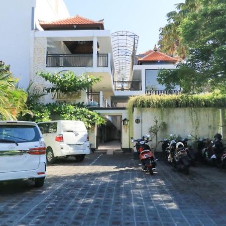 Legian Village Residence Seminyak  Luaran gambar