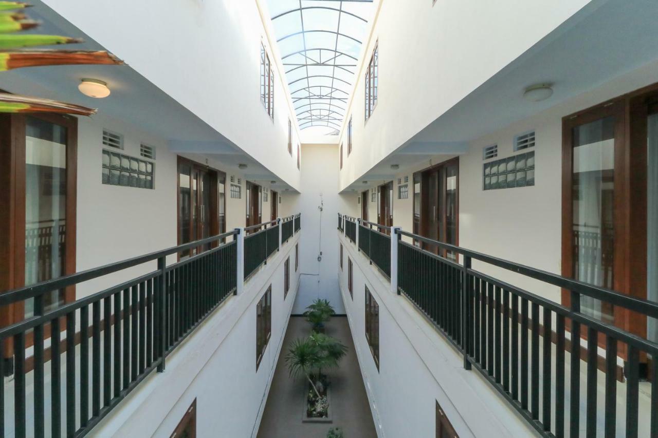 Legian Village Residence Seminyak  Luaran gambar